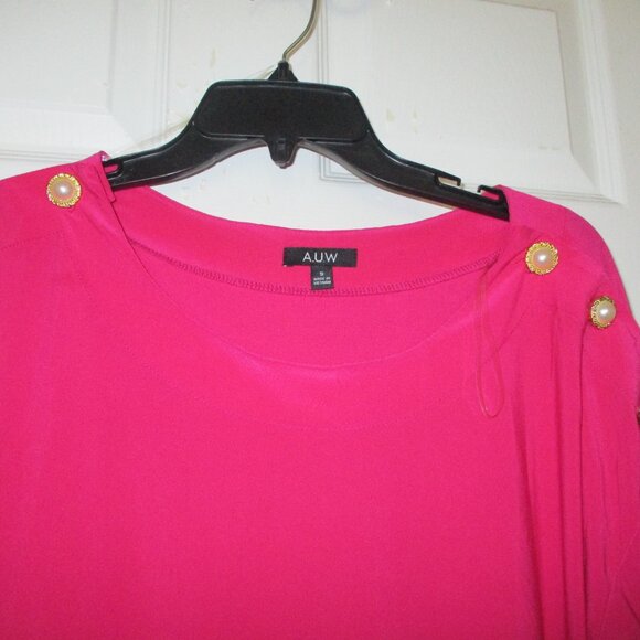 A.U.W Fuschia Blouse Size Small - Picture 2 of 7